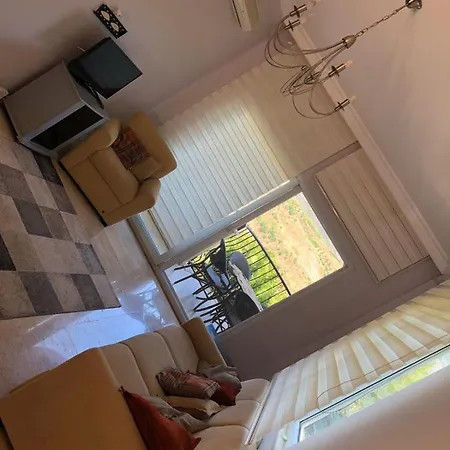 Lägenhet Gold City Hotel 1+1 Villa *